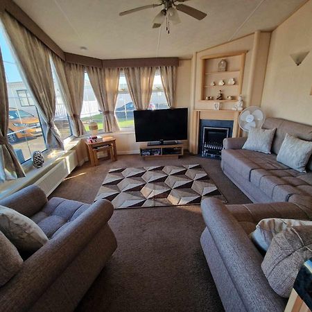 Jasmine'S Retreat - Pet Friendly, Ingoldmells Apartment Bagian luar foto